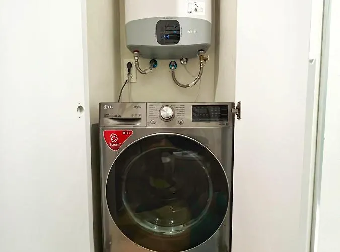 Coqueto Con Garaje アパート