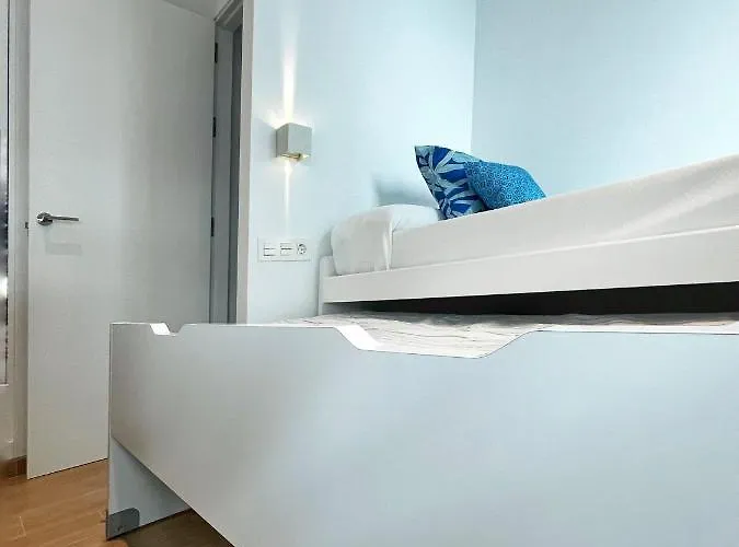 Coqueto Con Garaje Apartamento *