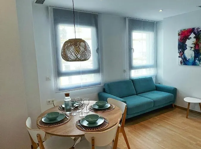 Apartamento Coqueto Con Garaje *